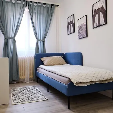 Apartment Joy Versului 8 *
